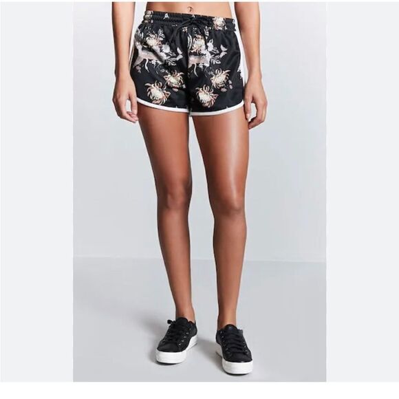 Forever 21 short shorts floral black brown and white size small - Picture 1 of 7